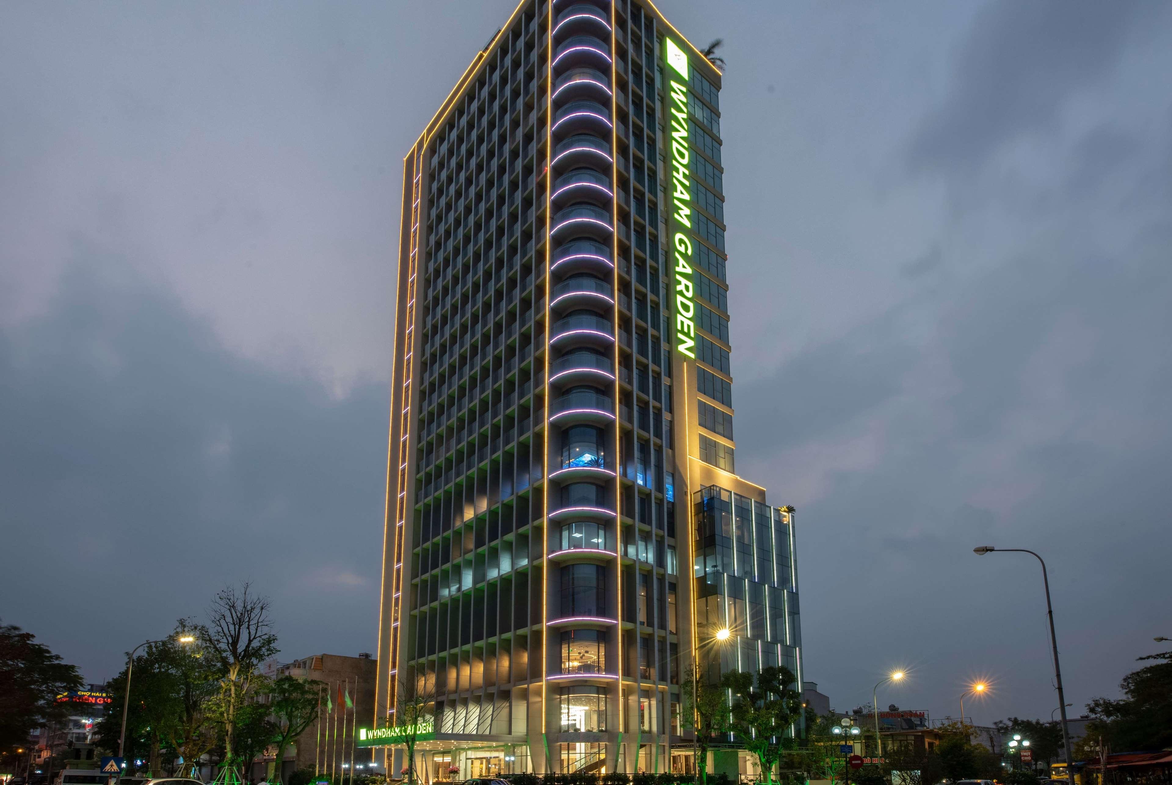 Wyndham Garden Hanoi Hanói Exterior foto